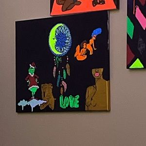 This piece was done a few weeks ago glow-in-the-dark paint